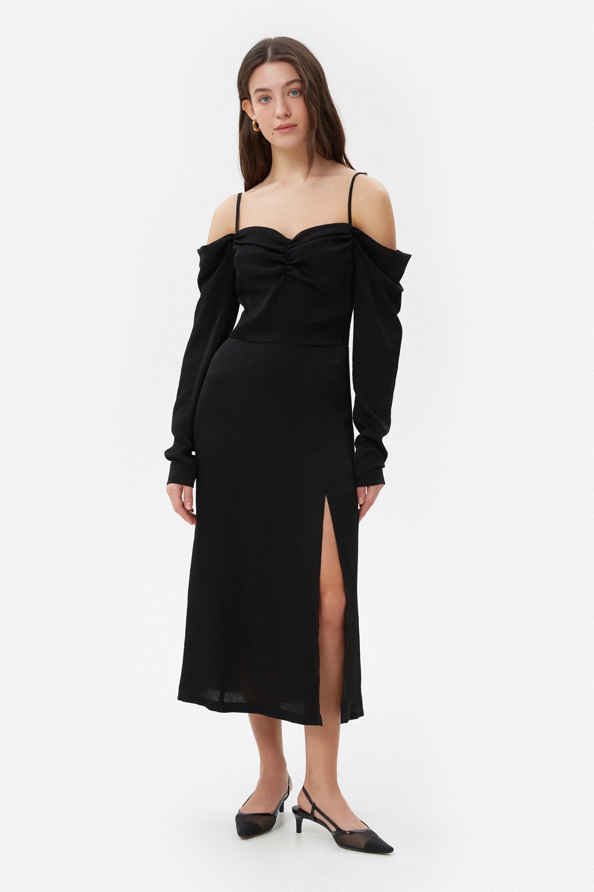 Black midi textured satin dress with a slit , photo 1