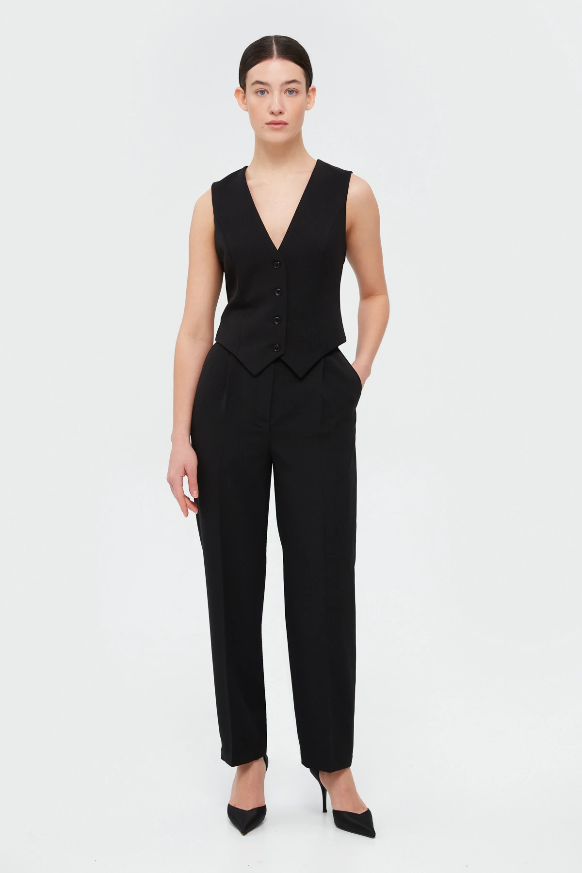 Black cropped pants made of suit fabric with viscose, photo 1