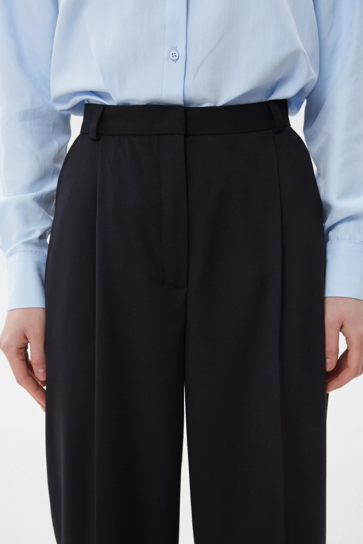 Wide elongated black trousers with viscose, photo 2