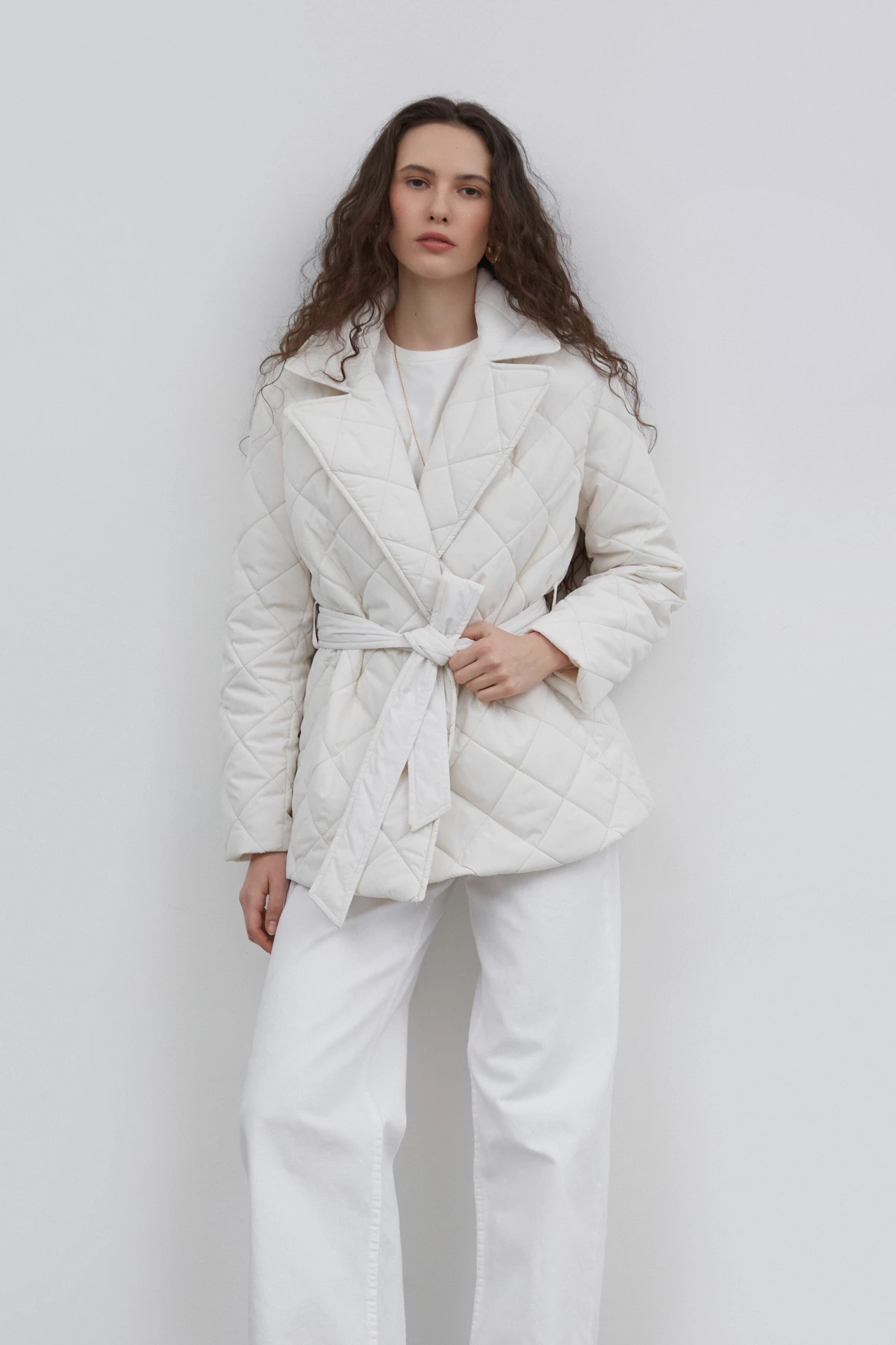 Milky quilted jacket with padding and belt, photo 3