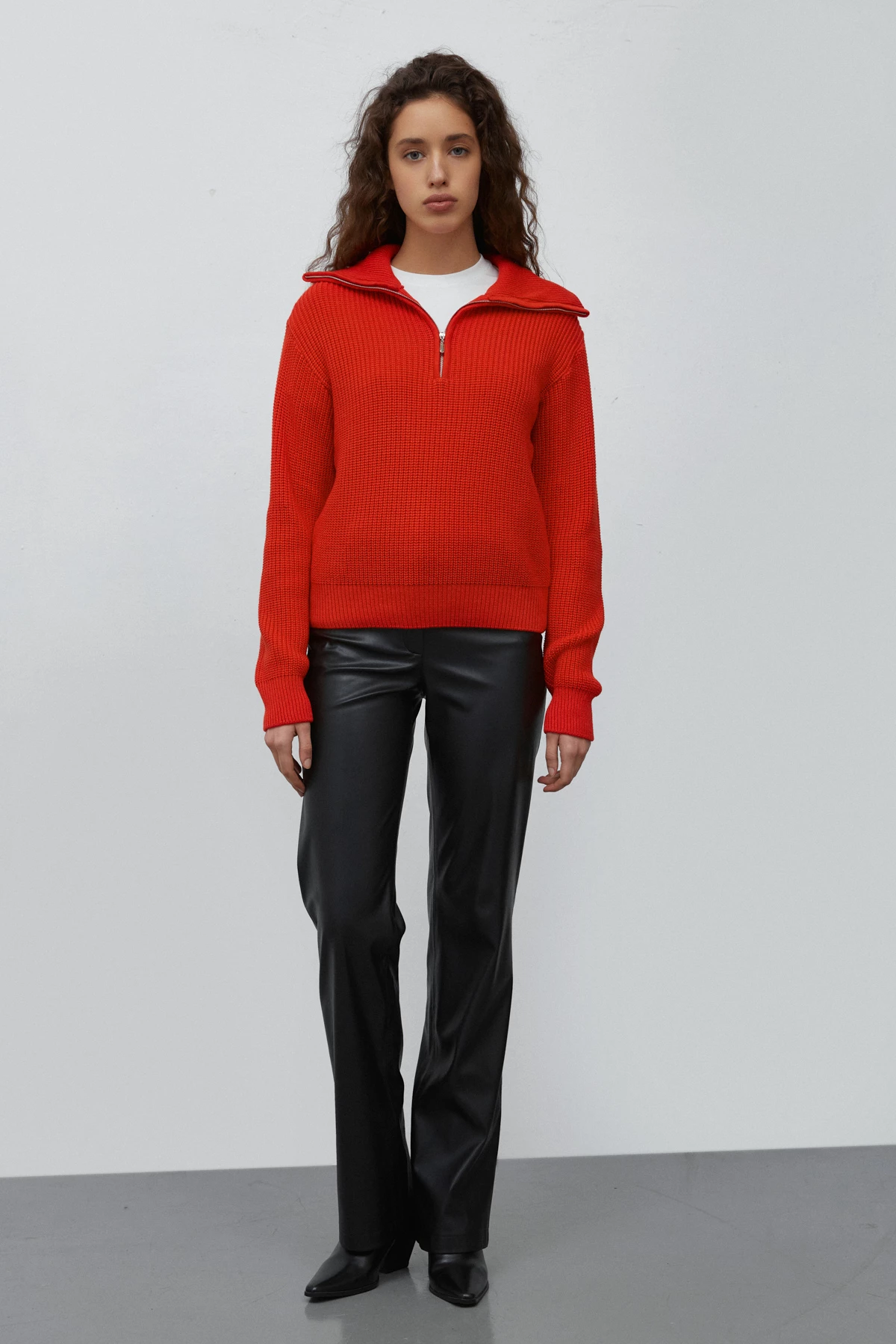 Bright red cotton zip-up knit sweater, photo 2