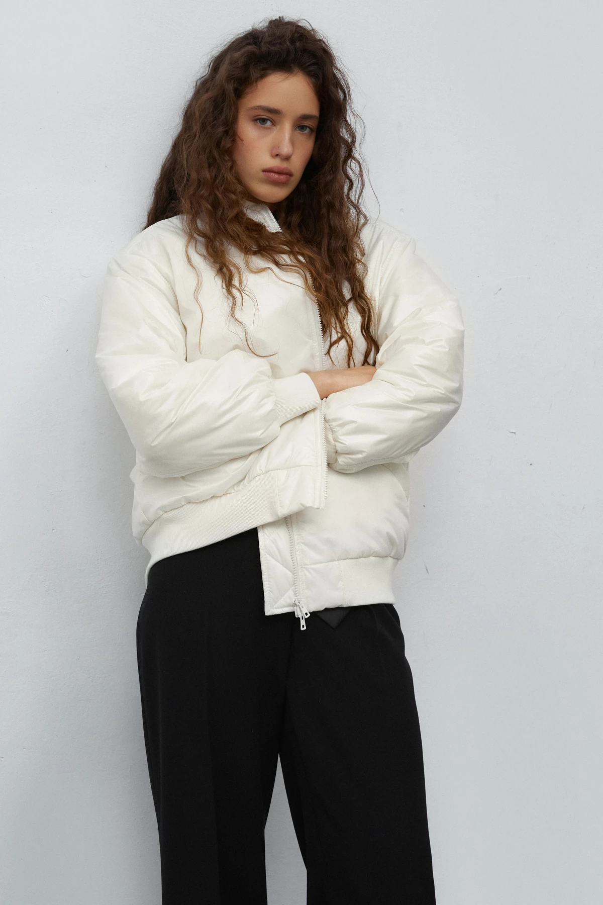 Milky bomber jacket made of water-repellent raincoat fabric, photo 4