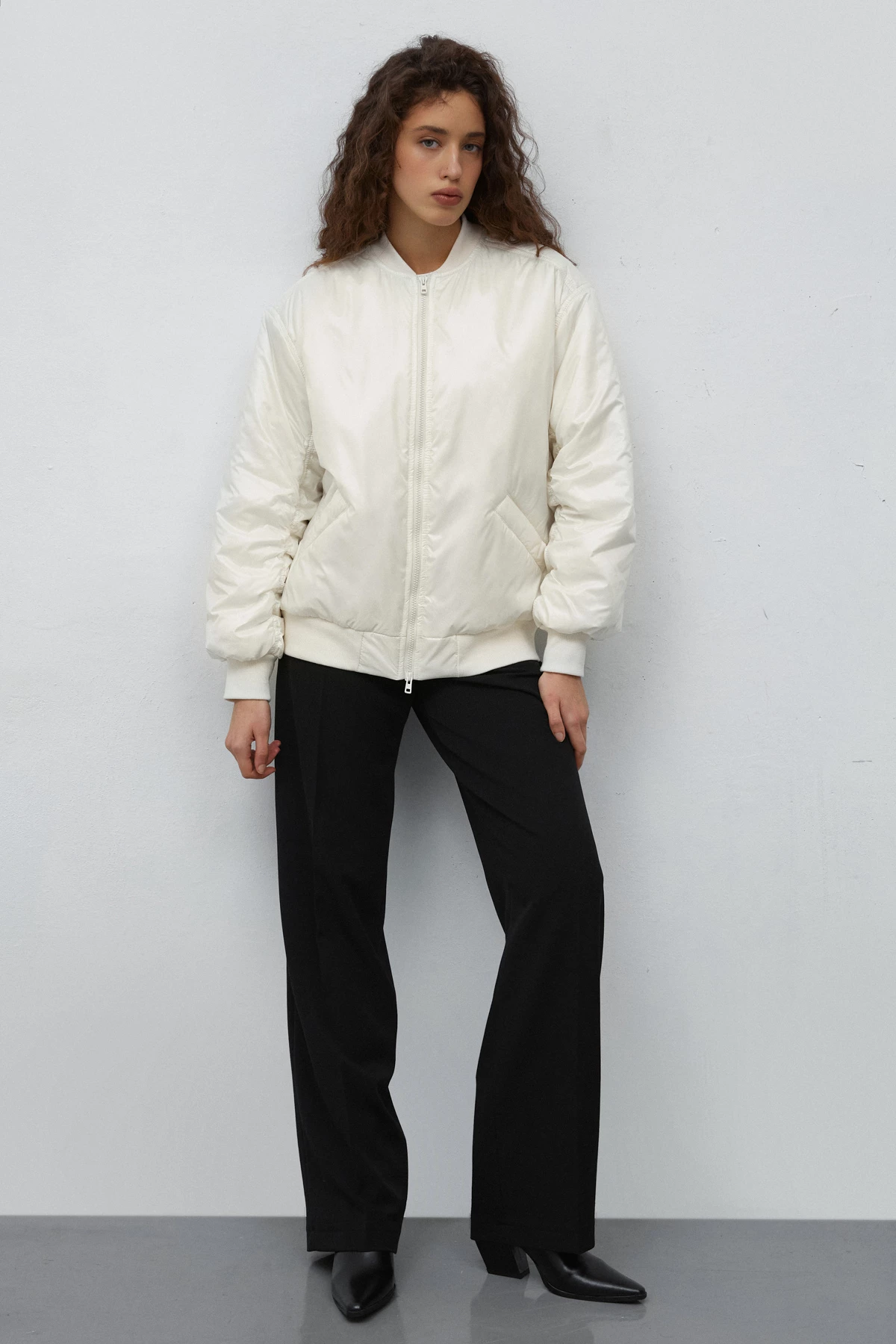 Milky bomber jacket made of water-repellent raincoat fabric, photo 5