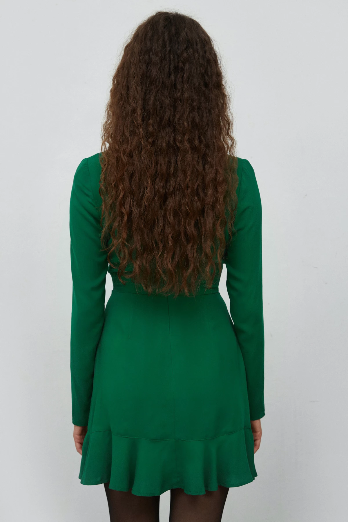 Green short dress with flounce made of viscose, photo 4
