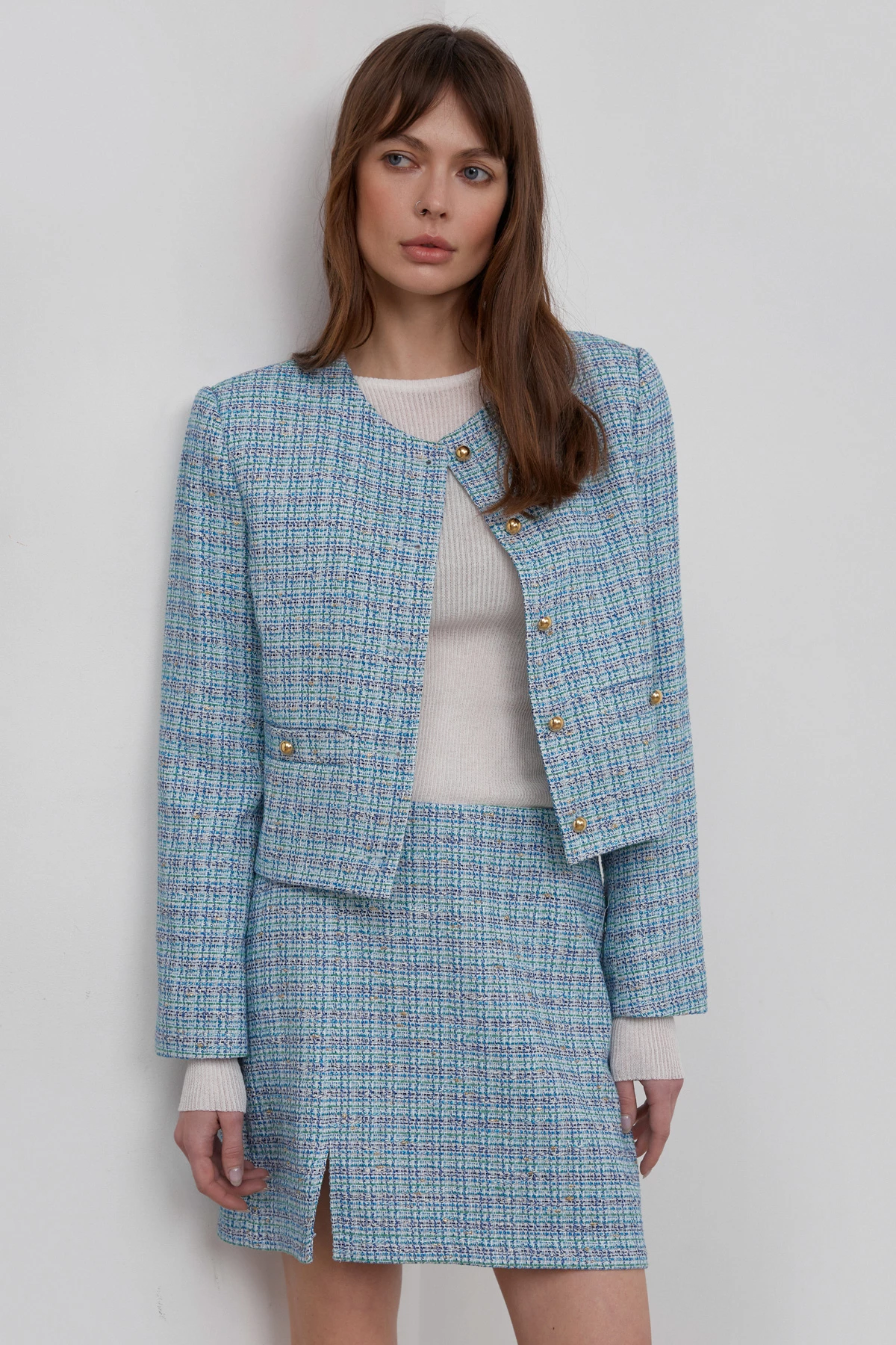 Blue short tweed skirt with cut, photo 1