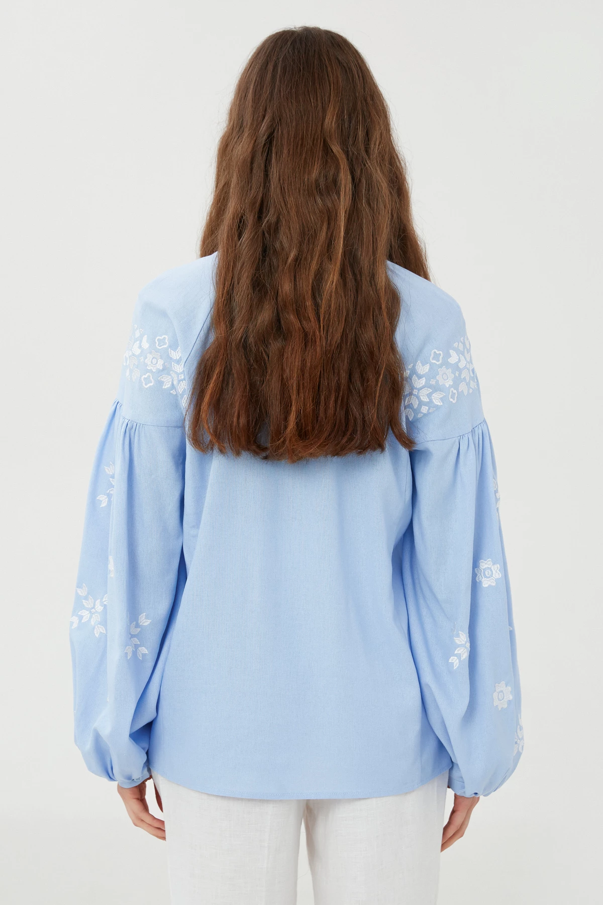 Embroidered shirt "Malvy" with blue linen, photo 4