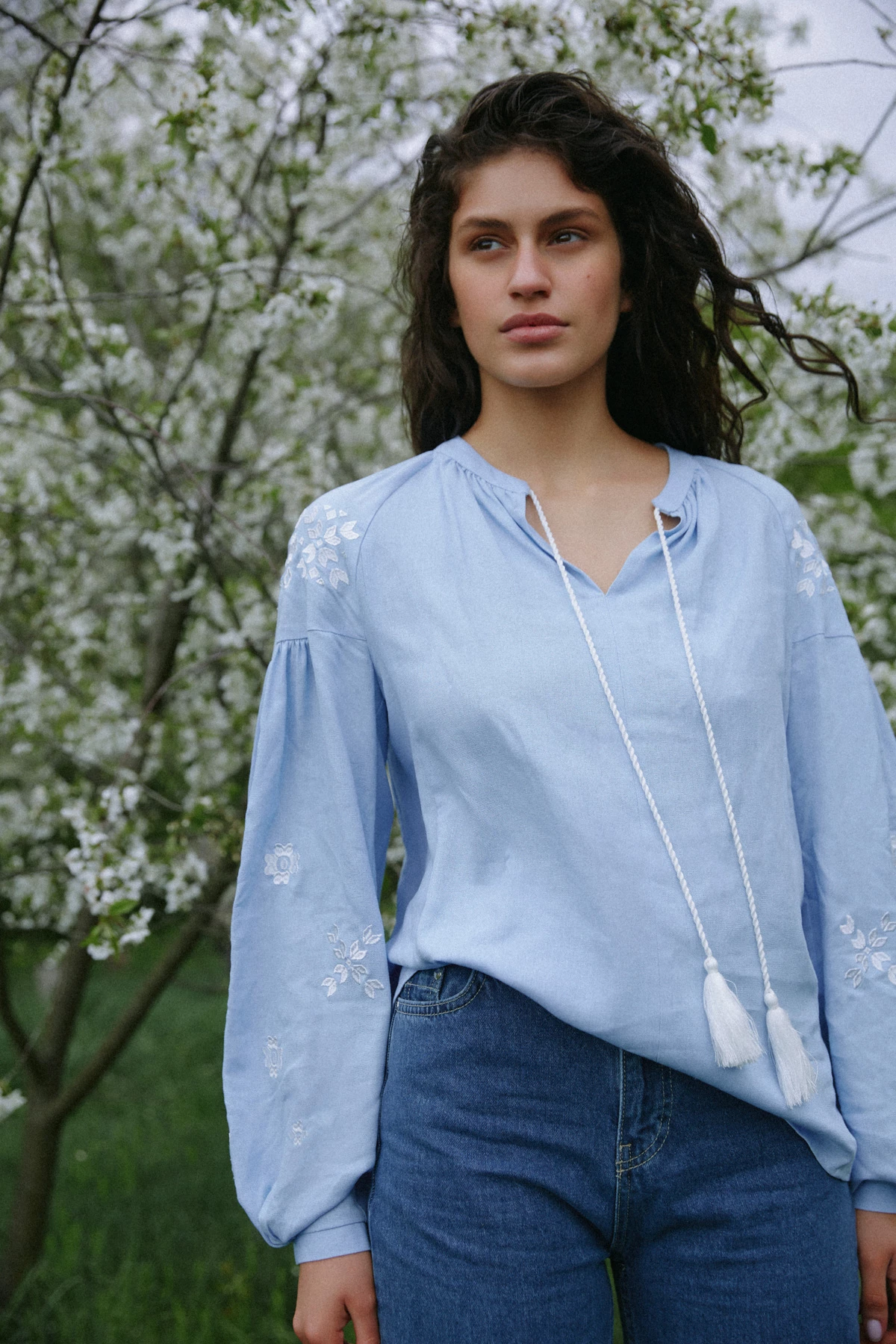 Embroidered shirt "Malvy" with blue linen, photo 8