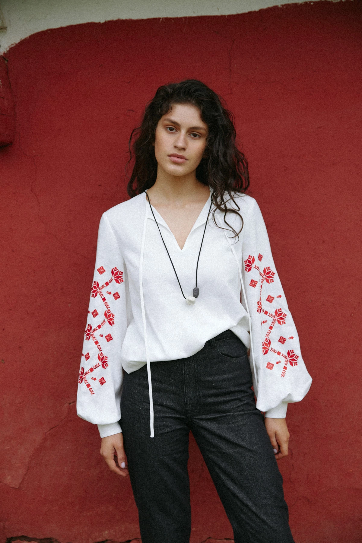 Embroidered milky shirt "Barvinok" with linen, photo 1