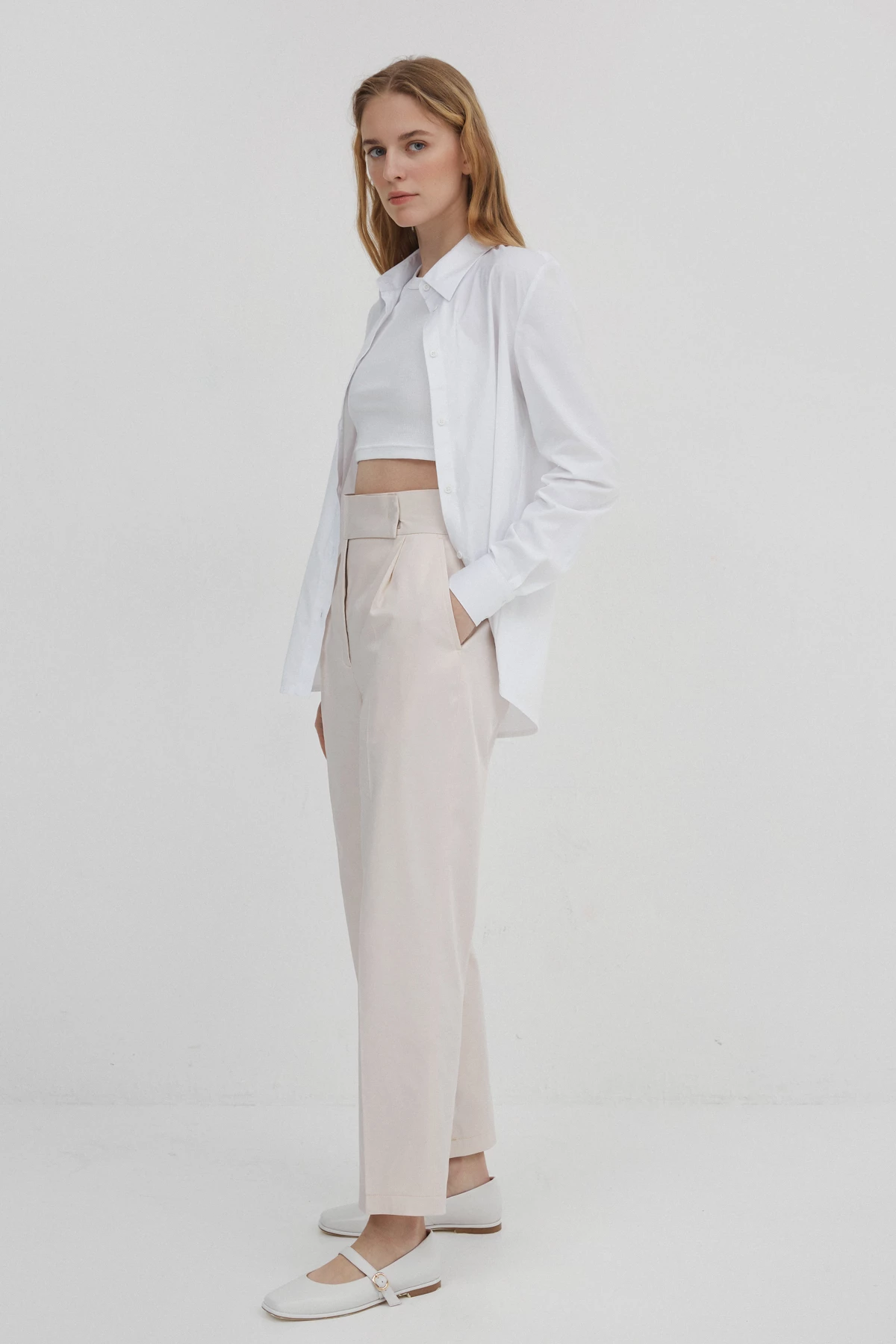Light beige straight-cut cropped pants with cotton, photo 2