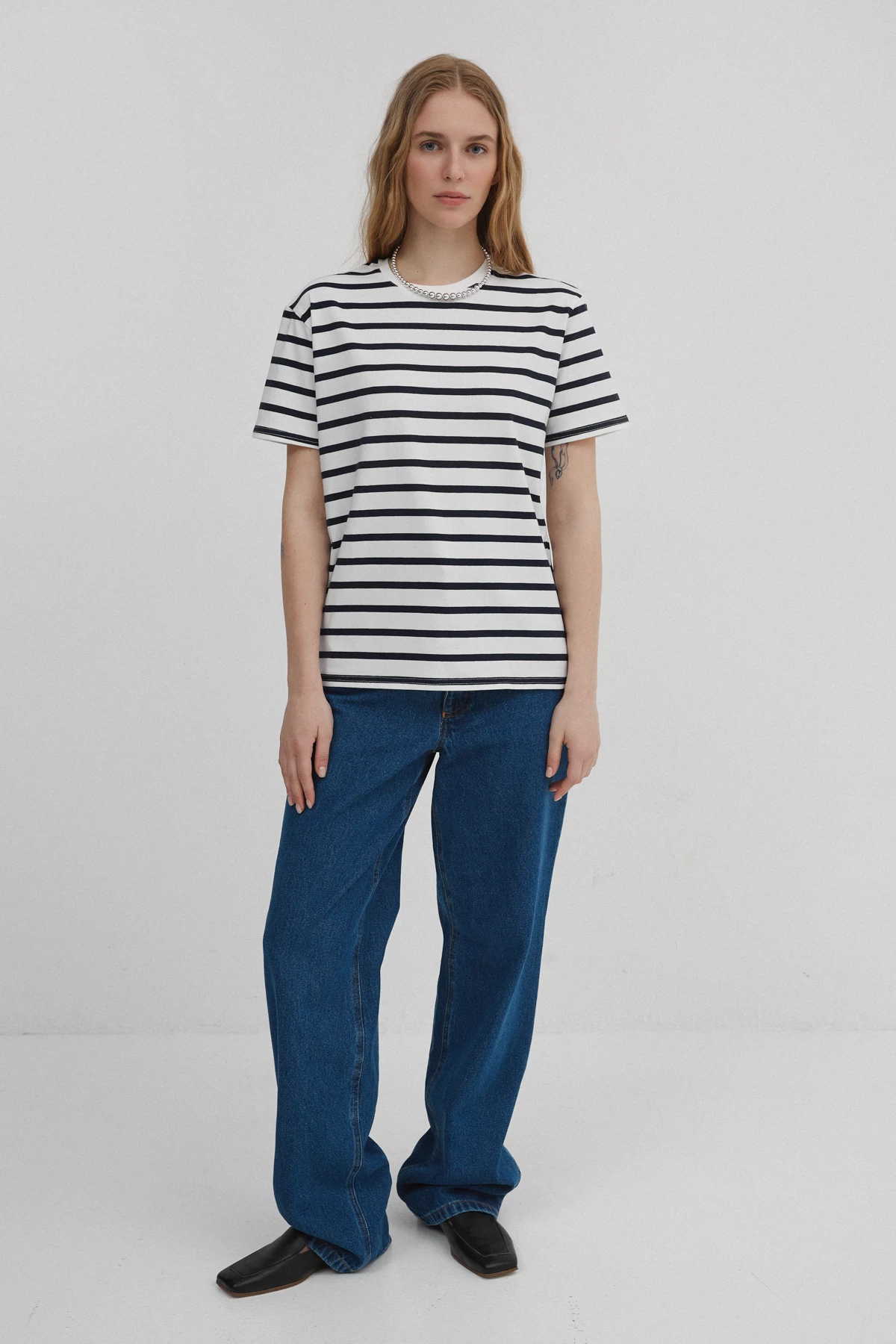 Milky T-shirt in a dark blue stripe with cotton, photo 2