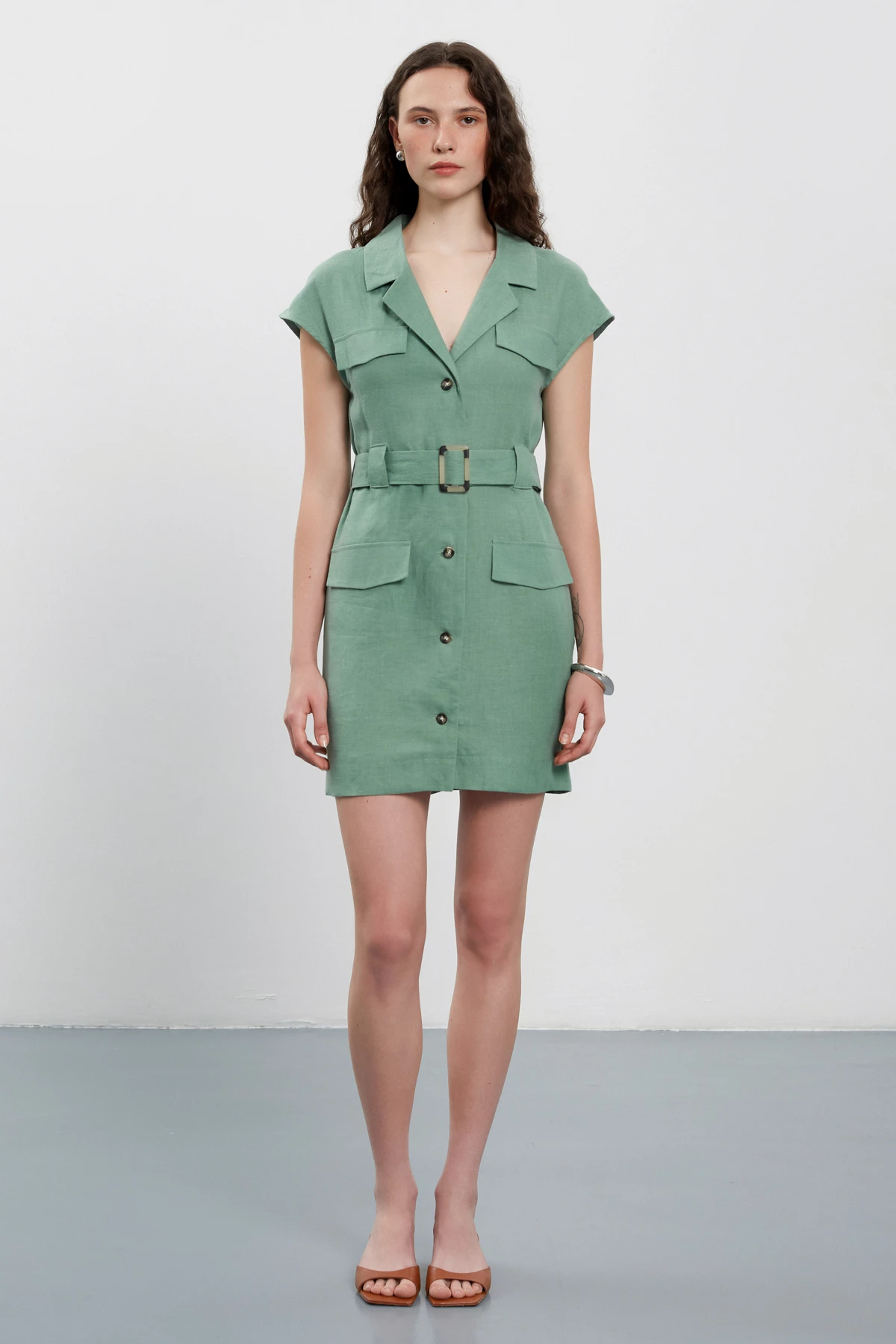 Olive green 100% linen mini dress with buttons, photo 3
